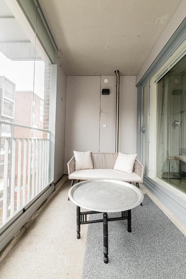 Apartment, Sleepwell, Tyynimeri With Private Parking And Optional Private Sauna Helsingfors Eksteriør bilde